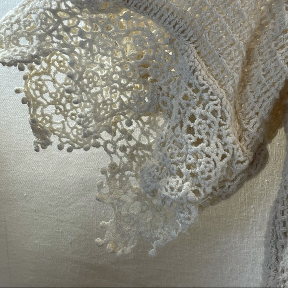 ZARA Trafaluc Collection Crochet & Lace Blouse - Picture 5 of 9